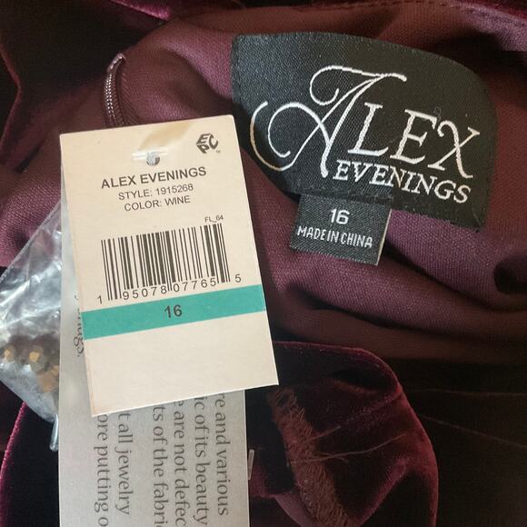 Alex Evenings Burgundy Red Velvet Cocktail Dress Size 16 Beaded Ruffled Sheath - Picture 11 of 15